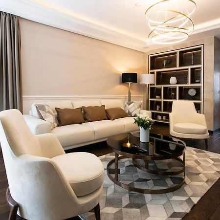 베오그라드 A True Touch Of Luxury 아파트 외부 사진